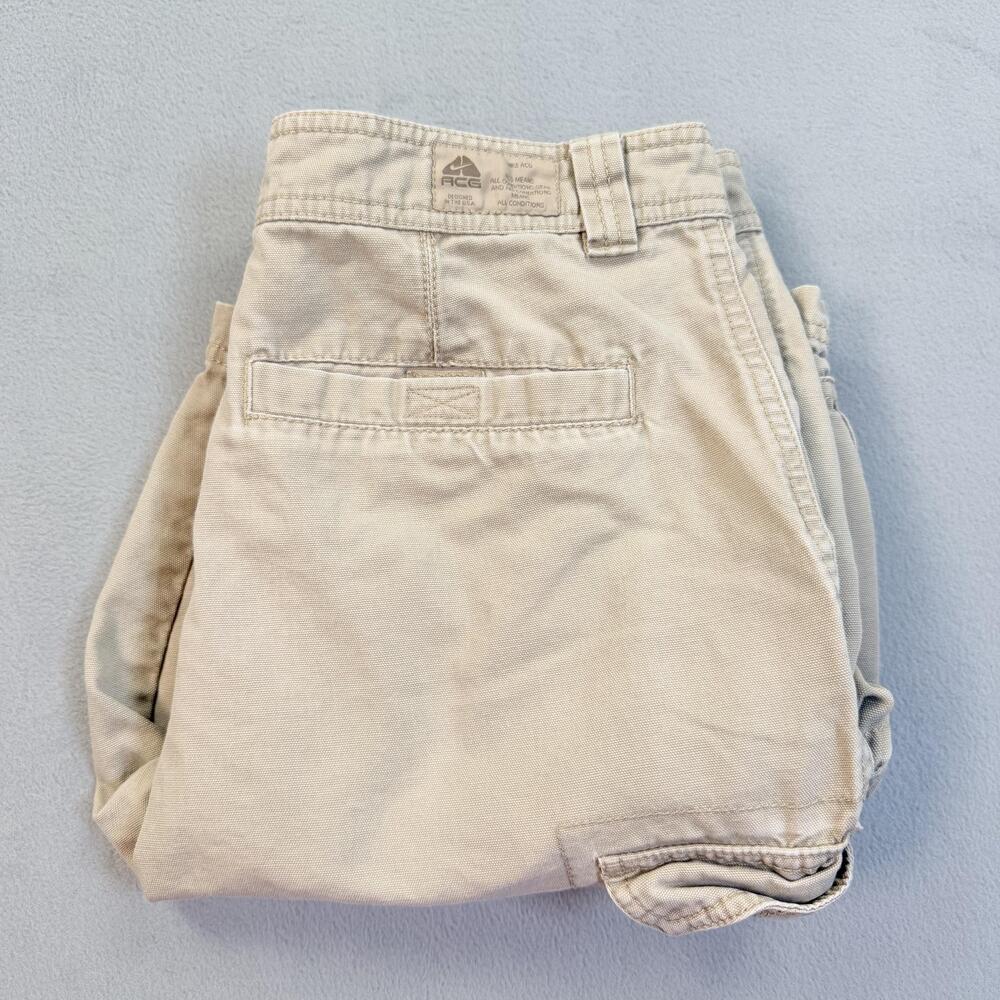 Nike ACG Cargo Shorts Mens 32 Beige Canvas Outdoor Hiking Trail Casual 9 Inseam